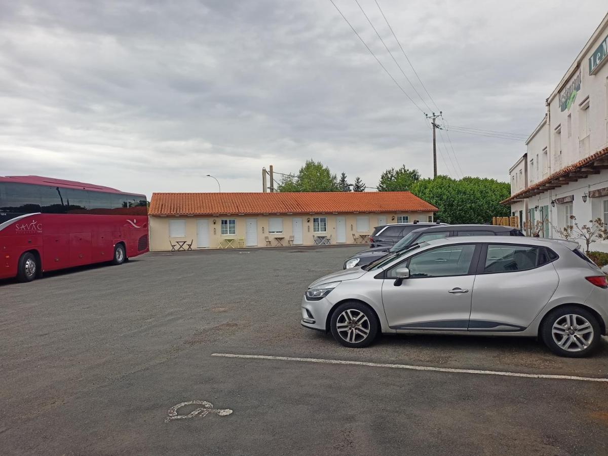 Le Mareuillais Hotel-Restaurant Экстерьер фото